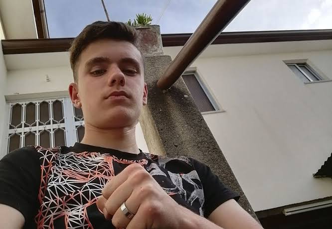 Gonçalo Moreira tem 15 anos e está desaparecido! Alguém o viu? – Notícias  de Coimbra – NDC