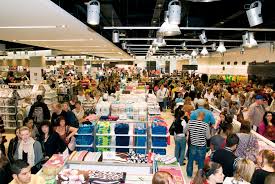 Auf meinprospekt findest du alle aktuellen angebote und prospekte von primark in essen. Unternehmen Primark Kommt Nach Saarbrucken Und Essen