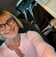 Pam Vickers's Instagram, Twitter & Facebook