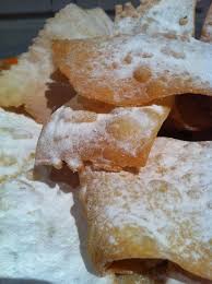 Bugnes Oreillettes Merveilles Ganses Extra Fines Extra Croustillantes Extra Legeres Cecilecooks Bugnes Alimentation Recettes De Cuisine