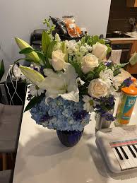 Whether you're a local, new in town or just cruising through we've got loads of great tips and events. Oceanside Li Flower Shop Gift Cards New York Giftly