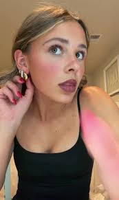 Mejuri Advent Calendar