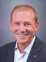 🍋⚽️ Neue Saison, neuer Frischekick! Vielleicht habt ihr das Banner schon  gesehen?! 👀 Zur neuen Saison gibt's bei den Sportfreunden aus Miesenheim  die Paulberger Limo! 🥤 Perfekt, um unsere Jungs & Mädels