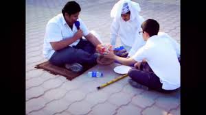 مشهد تمثيلي عن عقوق الوالدين من نشاط قسم اللغة العربية في طابور الصباح Youtube