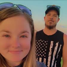 What's that behind you TAYLOR ?!?! Basu СНАБАЦ СНАбАЦ LISSITZKY RUTHASAA  RUTH ASAWA 3린N맛 BURS