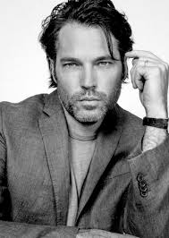 Her husband is a renowned actor and former model who is famous for appearing in the television series, instant star, schitt's creek, wynonna earp, etc. Tim Rozon Biography Height Life Story Super Stars Bio