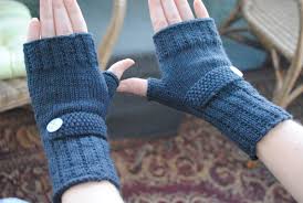 Deborah designed these gloves for a knitting contest we had with our local knitting and crochet group. 48 Knitting Patterns For Fingerless Gloves Guide Patterns
