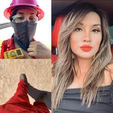 Glenna Brady's Instagram, Twitter & Facebook