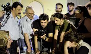Film günümüzü bir arkadaşlık hikayesiyle anlatırken mistik öğelerden de faydalanıyor. Zulfikar Inonu Tumer On Twitter Almanya Nin Nurnberg Kentinde 24 Su Duzenlenecek Ve 500 Kisa Filmin Basvurdugu Turkiye Almanya Film Festivali Nde Adanali Atom Film Leke Filmi Ile Finalist Oldu Adanali Genc Yonetmenler Tufansimsekcan Ve Ozansihay