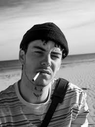 Cara Kidd's Instagram, Twitter & Facebook