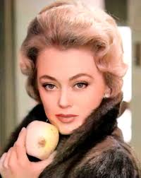 As I recall … Betty White and Rue McClanahan BOTH Appeared in Mama's family  I believe as Sister to Thelma and Aunt Fran to Eunice and Ellen  respectively… It finished September 1985