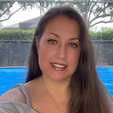 danielle abeyta (@danielleabeyta515) lagi LIVE