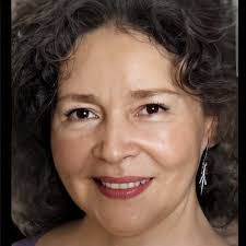 Nilda Reyes's Instagram, Twitter & Facebook