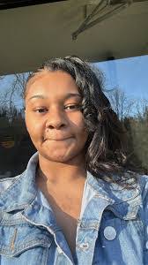 Victoria Woodson's Instagram, Twitter & Facebook