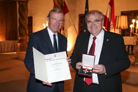 «hoher besuch von vizekanzler und justizminister dr. Wolfgang Brandstetter Salzburgwiki