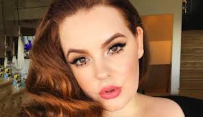 Tess Holliday Celebrity Profile
