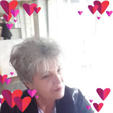 Diana Cuciuc face dezvăluiri șocante despre moartea fiicei sale, Andreea și  confirmă zvonurile că adolescenta ar fi murit, după ce i s-ar fi pus în  pahar substanțe interzise. Mai mult, aceasta publică