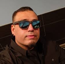 Hola buen día ‼️ya tenemos camarones Cajun 🦐🔥, pueden comunicarse conmigo  para hacer su pedido 8165941317 👈🏼. Tenemos servicio gratis en el área  64127 , gracias ‼️