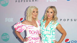 Liam, 12, stella, 11, hattie, 7. Beverly Hills 90210 Nostalgia Runs High As Tori Spelling And Jennie Garth Channel Donna And Kelly Cnn