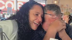 Melbourne siblings gift Port Douglas holiday to dedicated parents