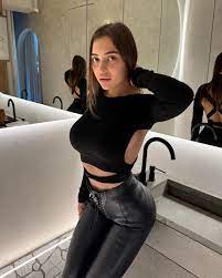Post #1597 — Zlata Sh ❤️‍🔥 (@zlata_sh1)