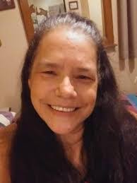 Amy Vail's Instagram, Twitter & Facebook