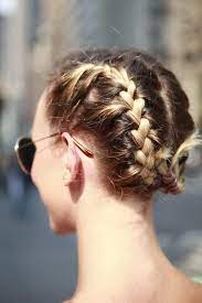 Street Style From One Of The Last Remaining Summer Fridays Hair Styles Braided Hairstyles Twist Braids