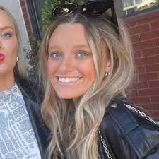 ezri beckmann (@ezbeck2)