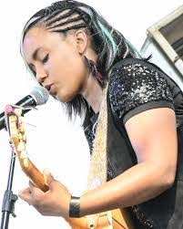 Mona Harper's Instagram, Twitter & Facebook