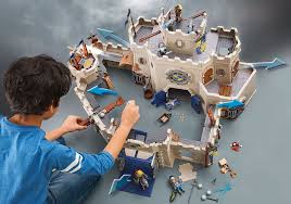Micro world mini sets modern house novelmore old houses outdoor pirates playmobil the movie playmospace police popstars prehistoric princess racing rescue riding stables romans safari. Grosse Burg Von Novelmore 70220