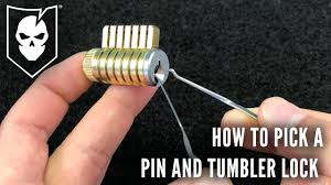 Below these are a set of other pins the move up and down when you insert the key. 4 Easy Ways To Pick A Door Lock