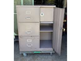 Protect important documents and other heat sensitive valuables with the steelmaster fire retardant steel security box (2216140bp04). Vintage Steelmaster Locking File Cabinet With Safe Apartment Therapy S Bazaar