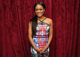 Mike Tyson S Ex Robin Givens Shares New Photo Of Grown Up Sons Who Are Much Taller Than Her