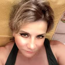 JANICE VARNEY HAMLIN (@marketingintheknow) • Fotos y videos de Instagram