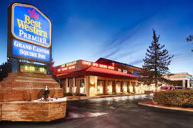 Best western premier grand canyon squire inn is just two miles from the south entrance to the grand canyon and six mile from the trailheads. Best Western Premier Grand Canyon Squire Inn Argus Reisen