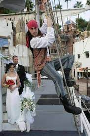 9 Fabulous Vegas Wedding Venues Las Vegas Weddings Las Vegas Wedding Venue Vegas Wedding Venue