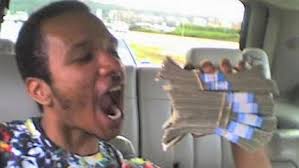 نتیجه تصویری برای ‪man with lots of money‬‏