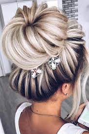 39 Totally Trendy Prom Hairstyles For 2021 To Look Gorgeous Hair Styles Medium Hair Styles Trendy Hairstyles