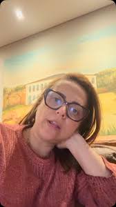 Chegamos a mais um final de ano e confesso que estou priorizando meu tempo  com pessoas e relacionamentos que apontam para o futuro. Já não sou mais um  jovenzinho e não tenho