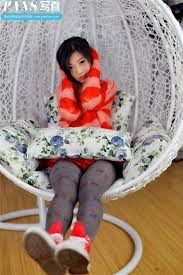 可爱女孩梦梦室内美腿灰丝诱惑写真性感美女私密写真图片– 丢丢网