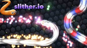 Why You Should Be Playing The Phenomenal Slither Io Forevergeek Slitherio Slitherio Game Games Images
