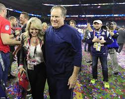 After a blowout game full of memes, a streaker and, surprisingly, poetry, the super bowl commercials are here to make your parents complain about how. Tom Brady Poses With Entire Family After Super Bowl Win Daily Mail Online