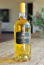 Une Journee A Chateau Guiraud Sauternes Bouteille De Vin Vin Bordeaux Vin Bio