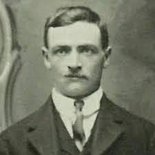 Robert Martone's Instagram, Twitter & Facebook