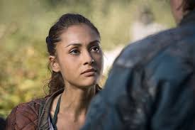 The 100 Season 2 Episode 6 Photos Fog Of War Page 4 Of 30 Seat42f Strong Female Characters Strong Female Shows On Netflix
