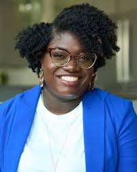 Kimberly Sayers's Instagram, Twitter & Facebook