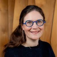 Samantha Owen's Instagram, Twitter & Facebook