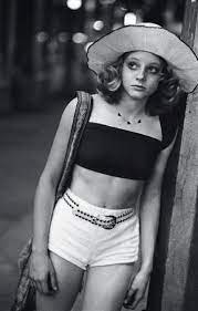 33 39 taxi driver was a critical and commercial success, and earned her a supporting actress academy award nomination, as well as two baftas , a david di donatello and a national society. Jodie Foster Jodie Foster Is An American Actress Director And Producer She Has Received Two Academy Awards Three Baf Jodie Foster The Fosters Taxi Driver