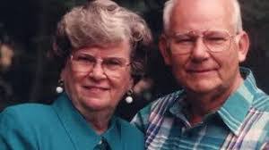 Debbie Roloff's Instagram, Twitter & Facebook