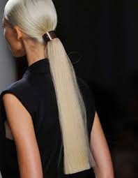 Cheveux fins, raides ou épais, on choisit sa coupe de cheveux en fonction de la nature de ses cheveux. Coiffure Cheveux Fins Et Raides 30 Coiffures Pour Les Cheveux Fins Elle